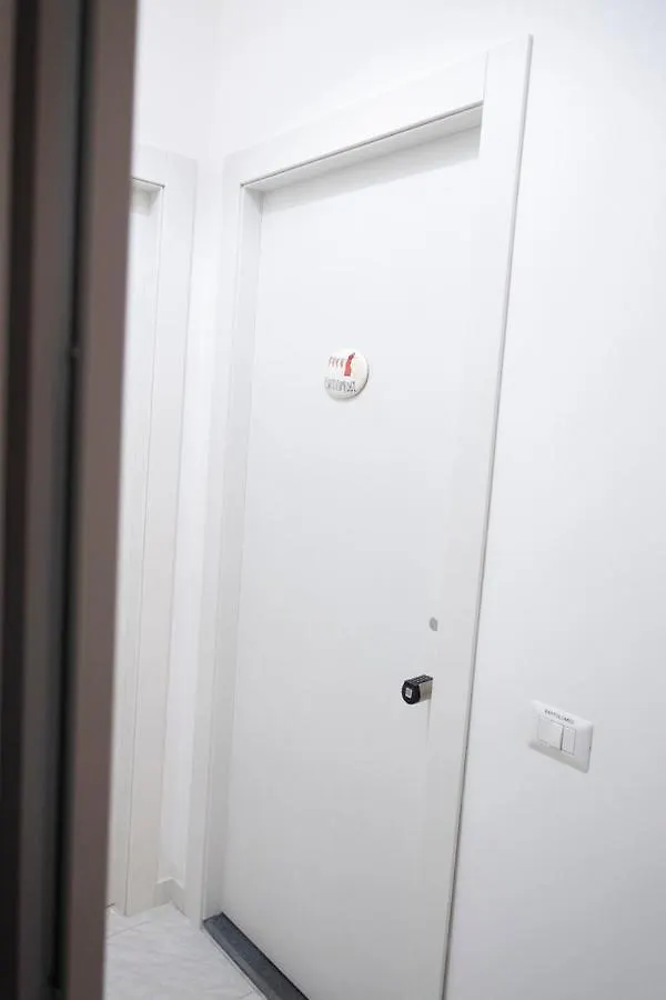 Apartamento Bartolomeo 61 Nápoles 0*,  Italia